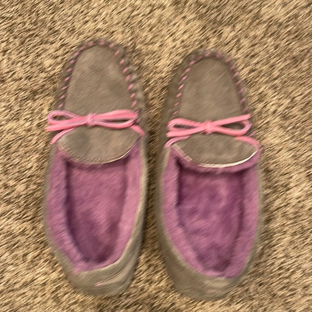 Girls L.L. Bean slippers